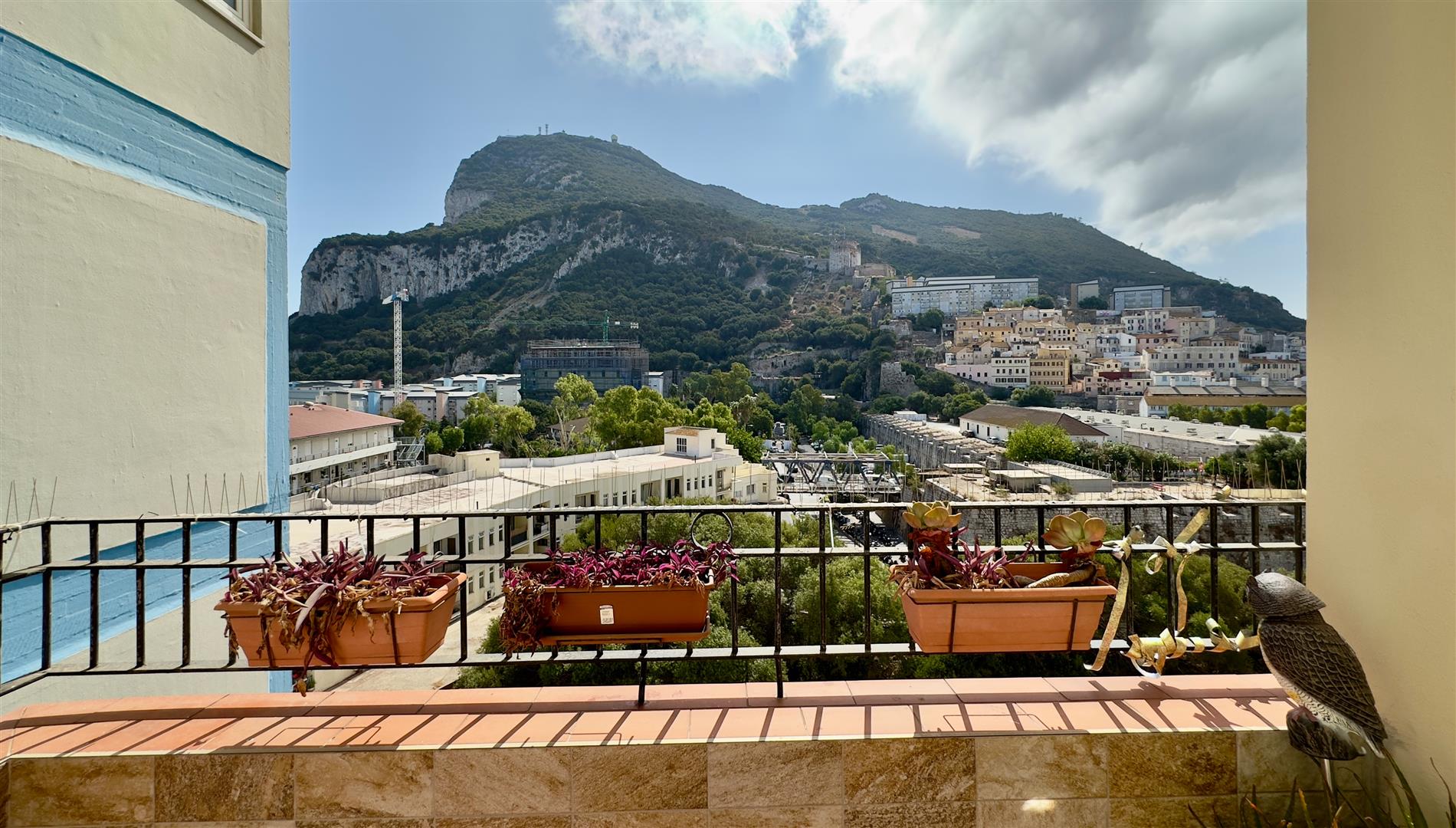Image of Apartment - 2 Bedrooms - 2 Bathrooms for Sale in Portland House-Gibraltar, Image 2